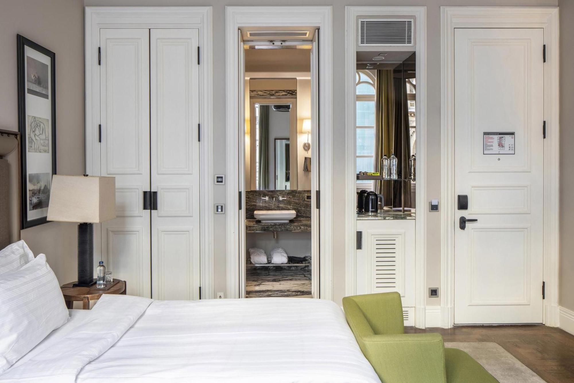 The Bank Hotel Istanbul, A Member Of Design Hotels Exterior photo